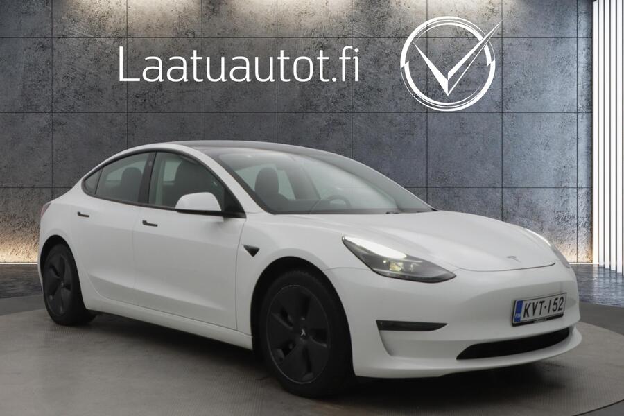 Tesla Model 3 vaihtoauto