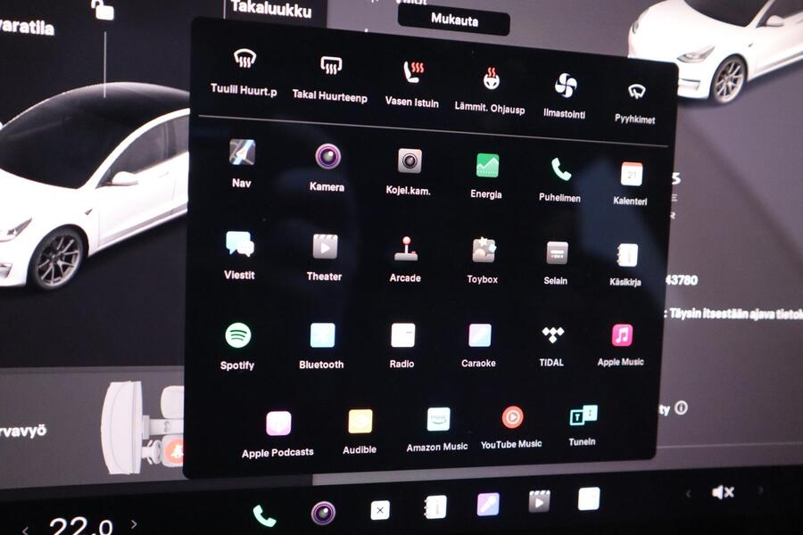 Tesla Model 3 vaihtoauto