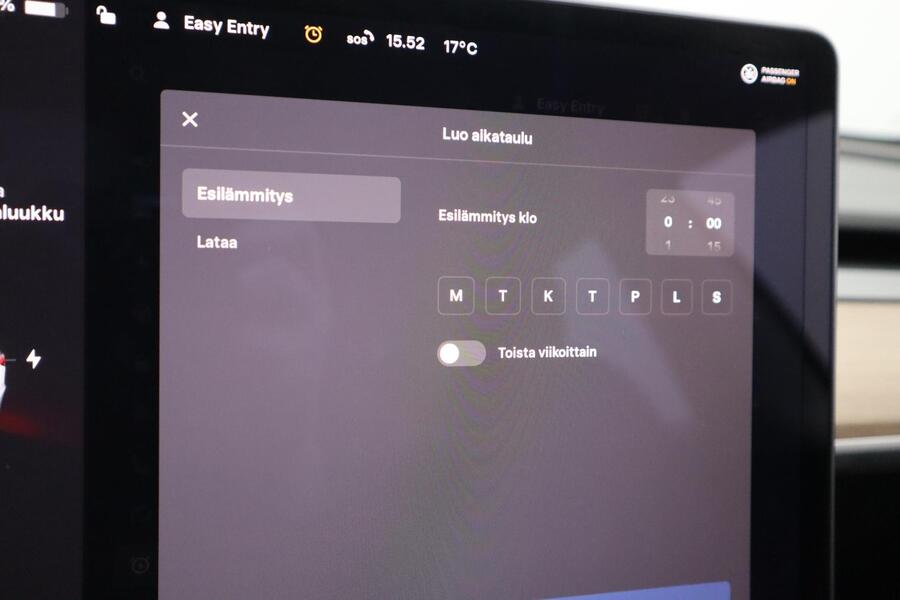 Tesla Model 3 vaihtoauto