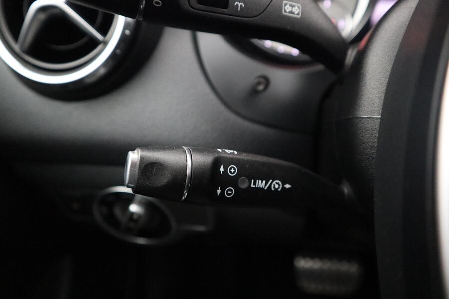 Mercedes-Benz GLA vaihtoauto