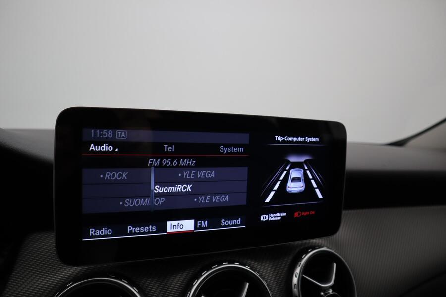 Mercedes-Benz GLA vaihtoauto