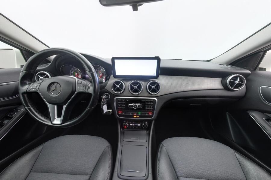Mercedes-Benz GLA vaihtoauto