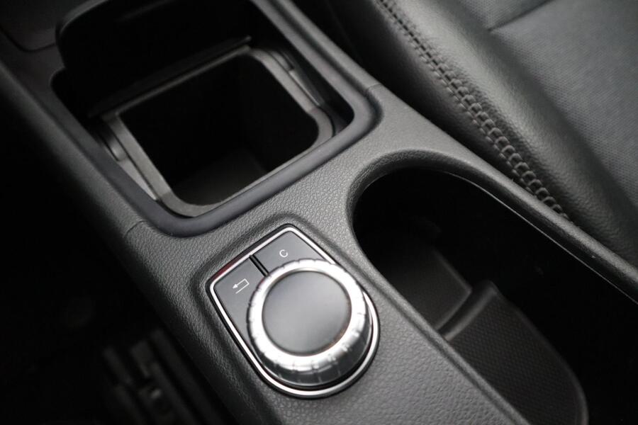 Mercedes-Benz GLA vaihtoauto