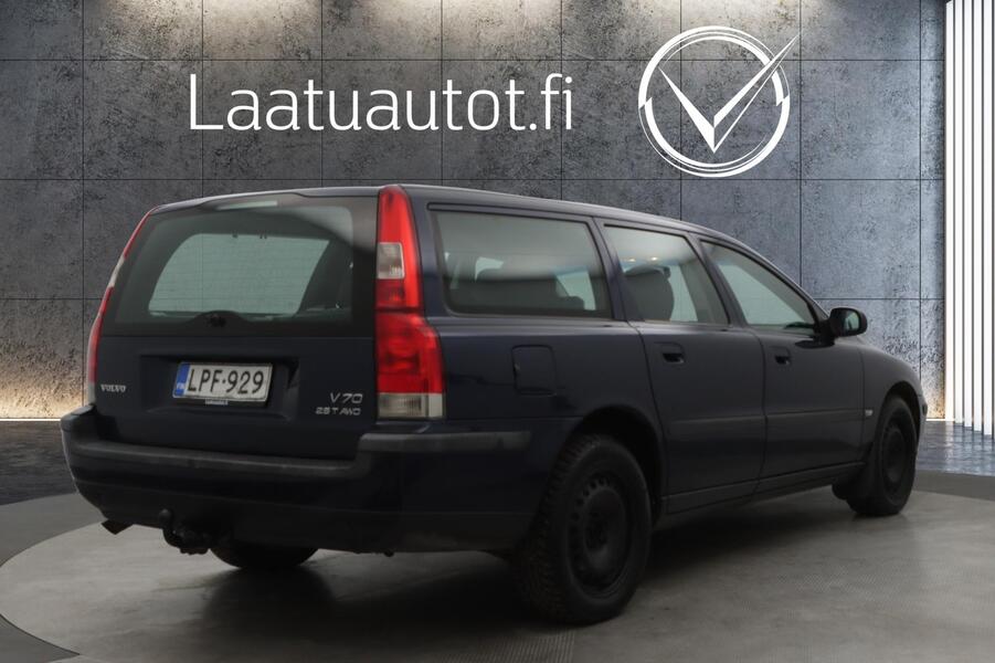 Volvo V70 vaihtoauto