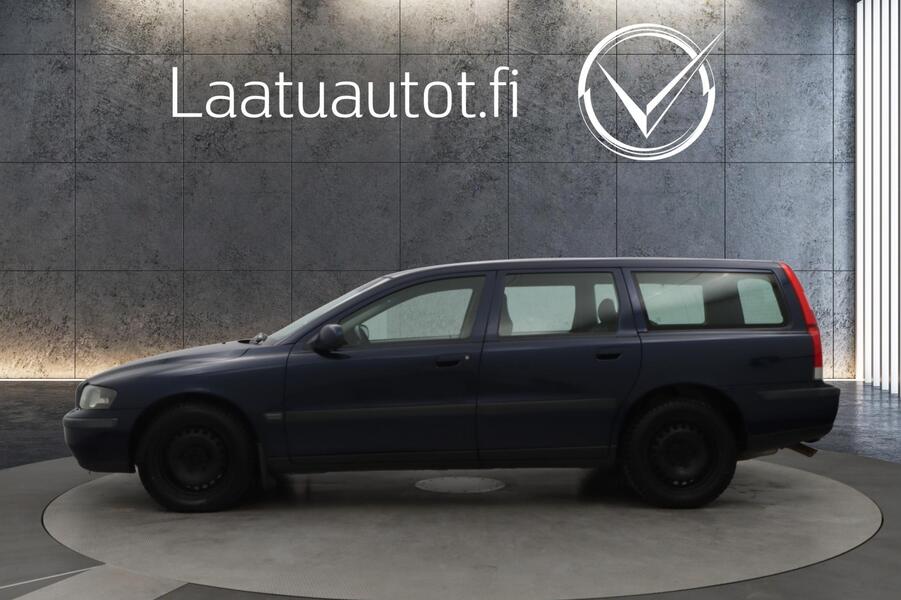 Volvo V70 vaihtoauto