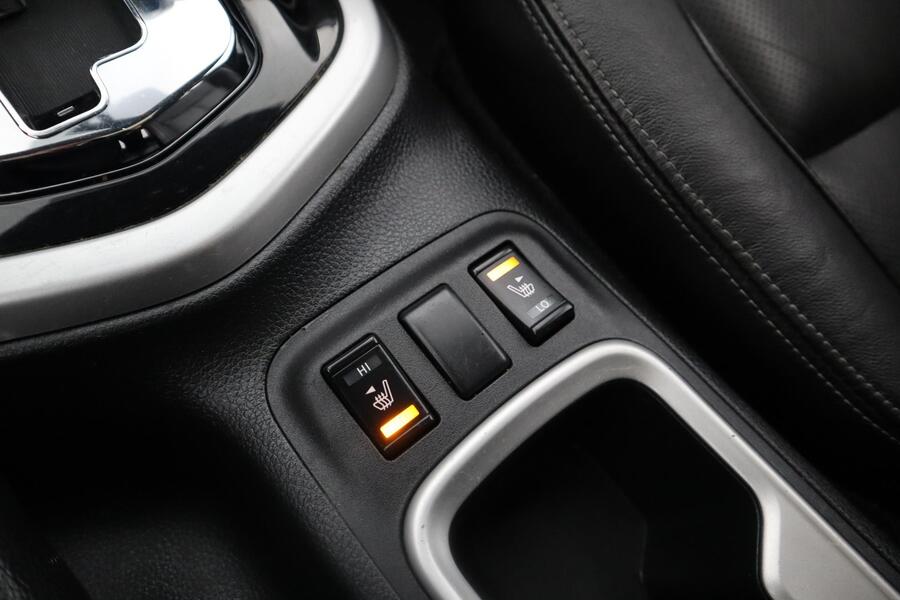 Nissan Navara vaihtoauto