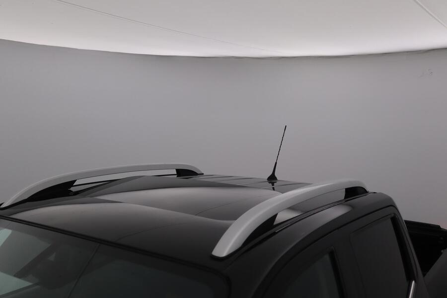 Nissan Navara vaihtoauto