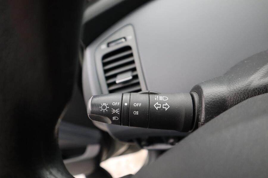 Nissan Primera vaihtoauto