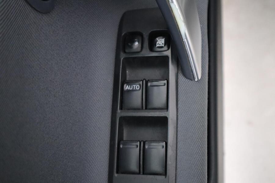 Nissan Primera vaihtoauto