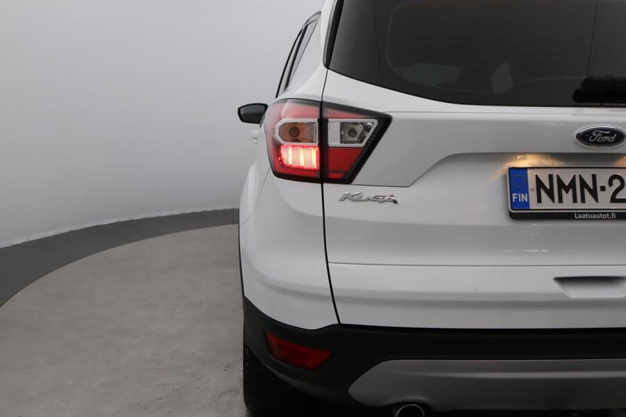 Ford Kuga vaihtoauto