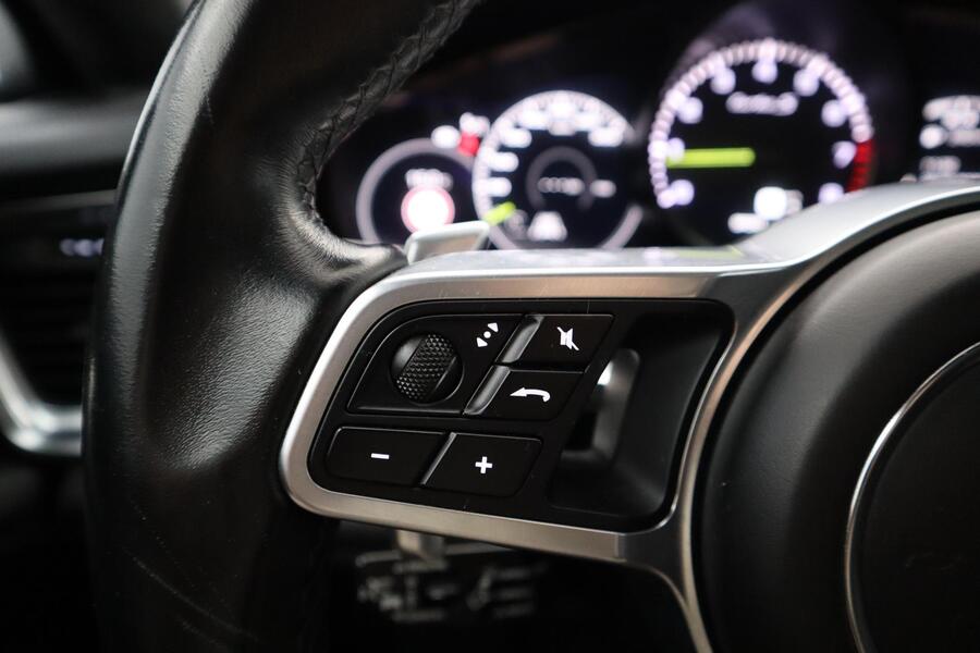 Porsche Panamera vaihtoauto