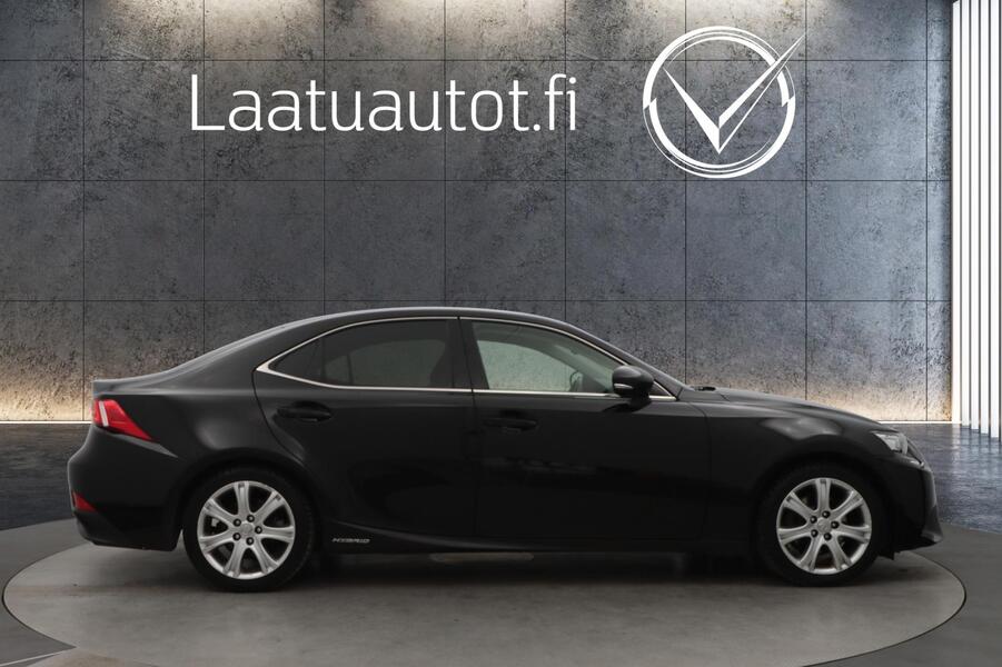 Lexus IS vaihtoauto