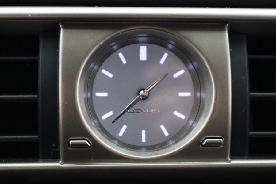 Lexus IS vaihtoauto