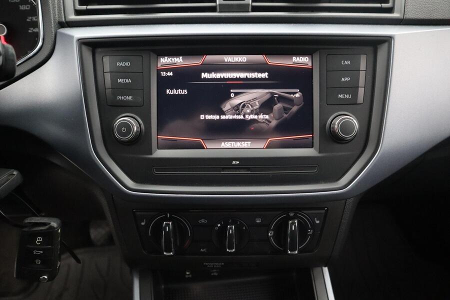 SEAT Arona vaihtoauto