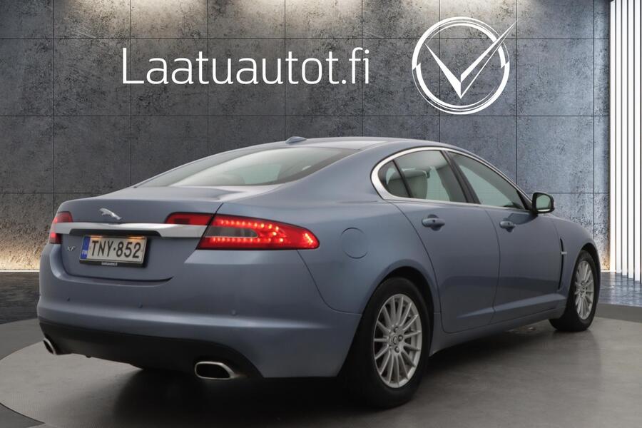 Jaguar XF vaihtoauto
