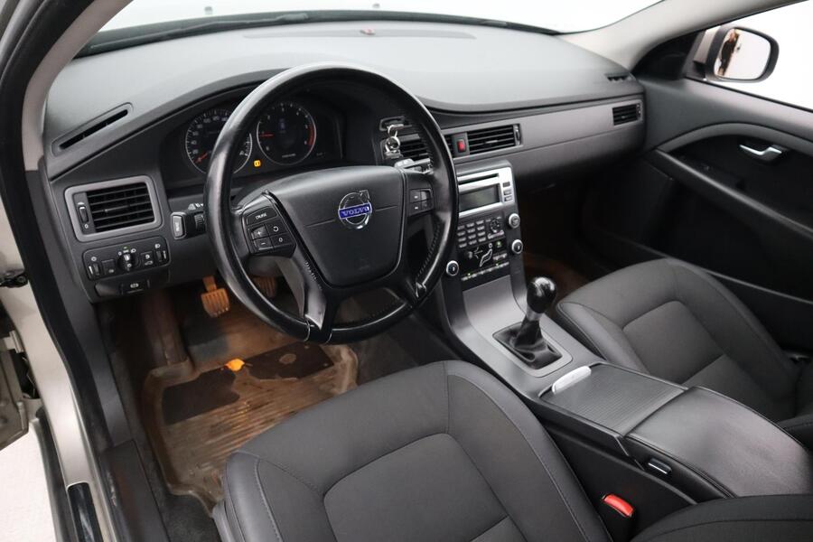 Volvo V70 vaihtoauto