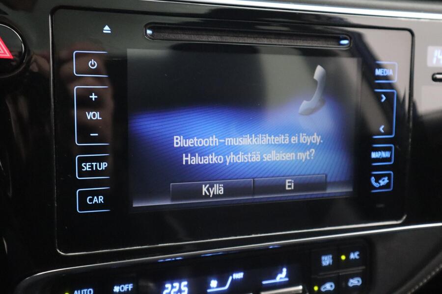 Toyota Auris vaihtoauto