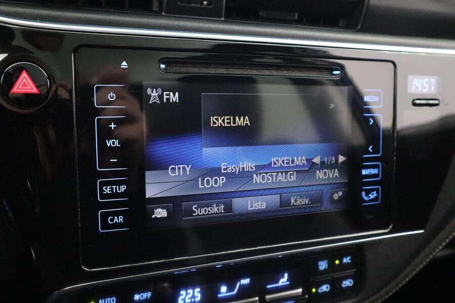 Toyota Auris vaihtoauto