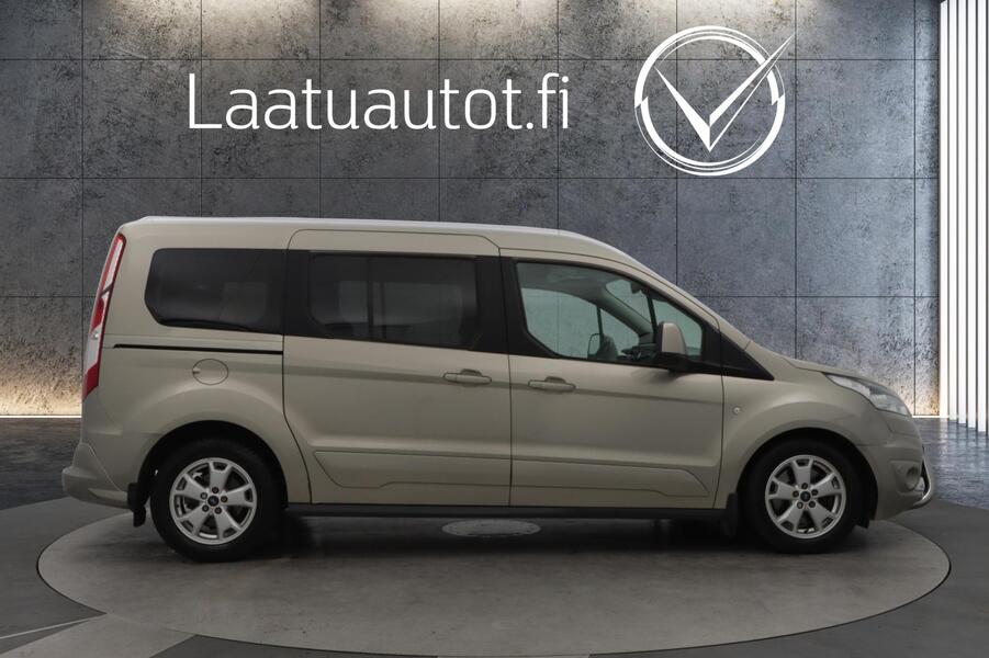 Ford Grand Tourneo Connect vaihtoauto