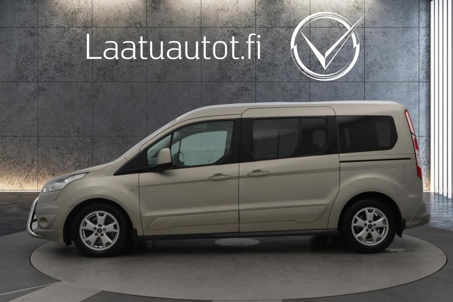 Ford Grand Tourneo Connect vaihtoauto
