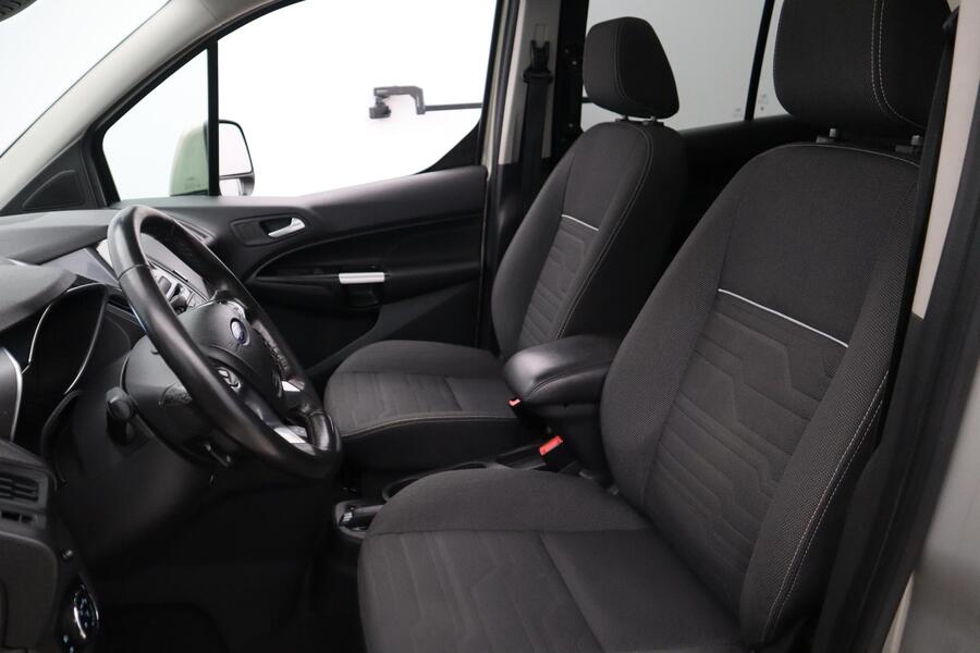Ford Grand Tourneo Connect vaihtoauto
