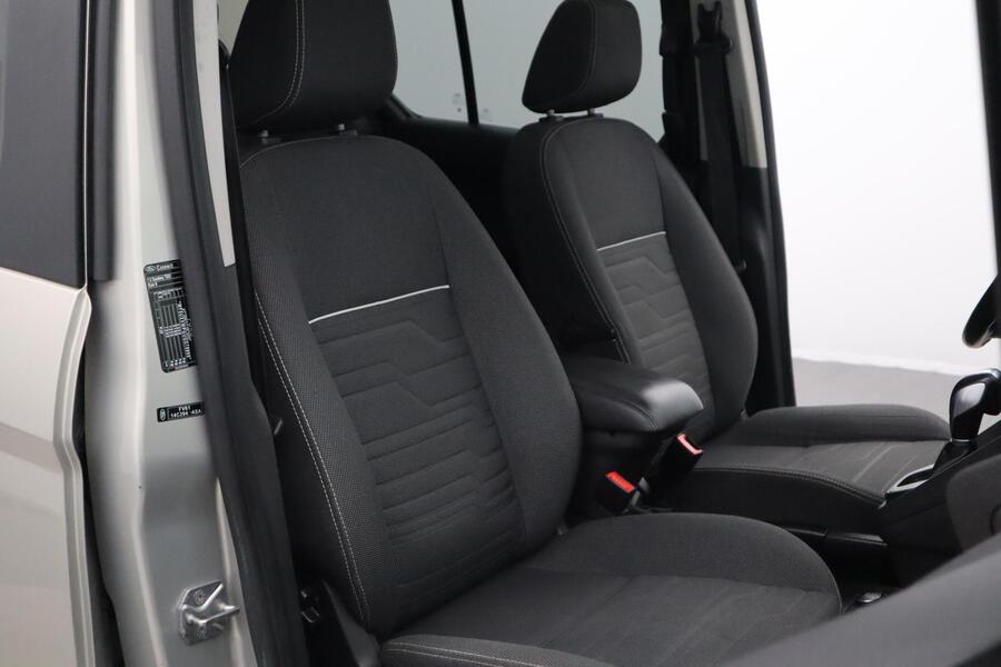 Ford Grand Tourneo Connect vaihtoauto