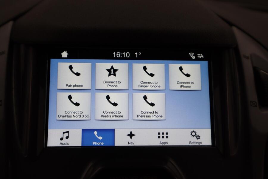 Ford Grand Tourneo Connect vaihtoauto