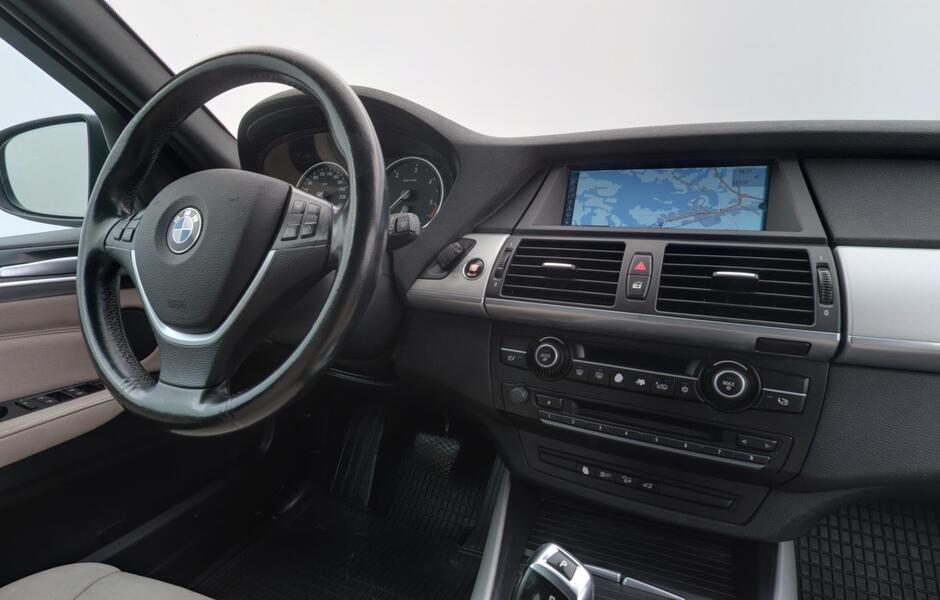 BMW X5 vaihtoauto