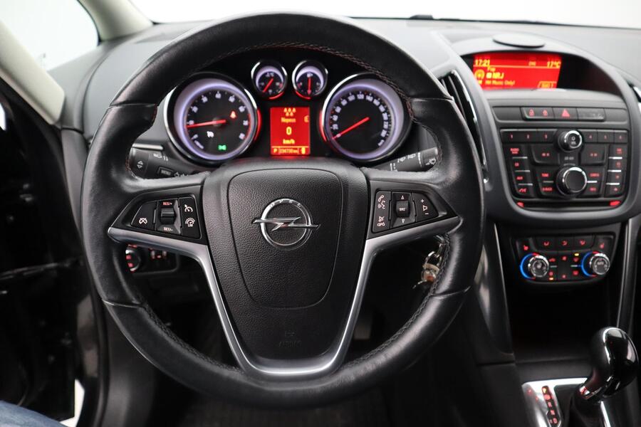 Opel Zafira Tourer vaihtoauto