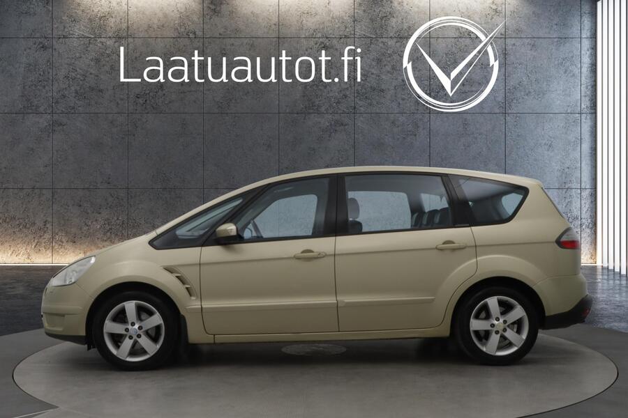 Ford S-MAX vaihtoauto