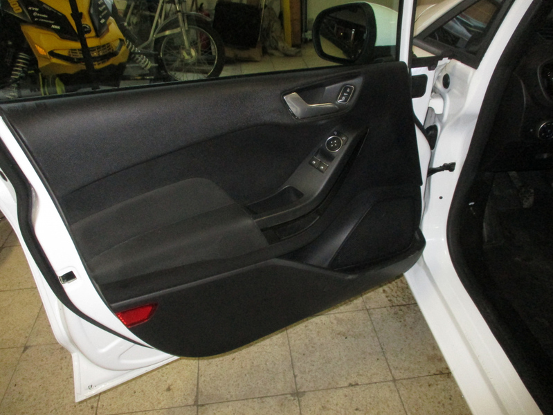 Ford Fiesta vaihtoauto