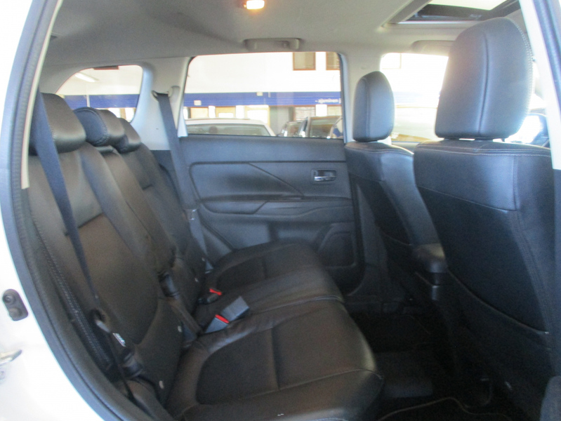 Mitsubishi Outlander vaihtoauto
