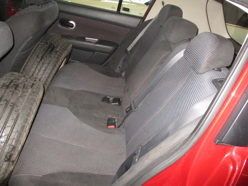 Nissan Tiida vaihtoauto