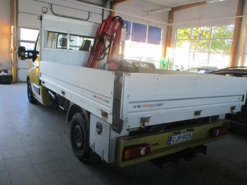 Nissan NV400 vaihtoauto