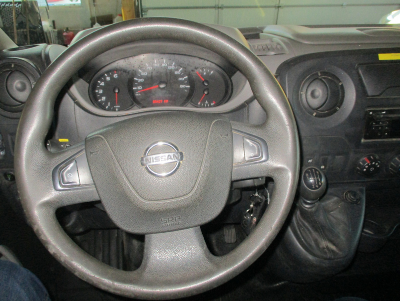 Nissan NV400 vaihtoauto