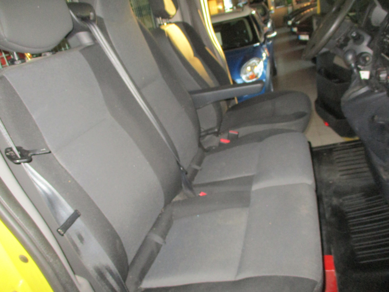 Nissan NV400 vaihtoauto