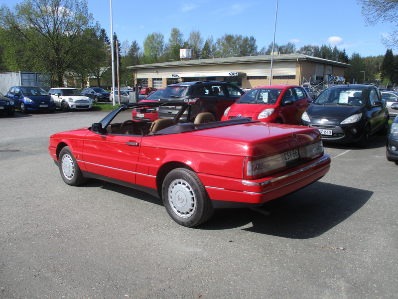 Cadillac Allante vaihtoauto