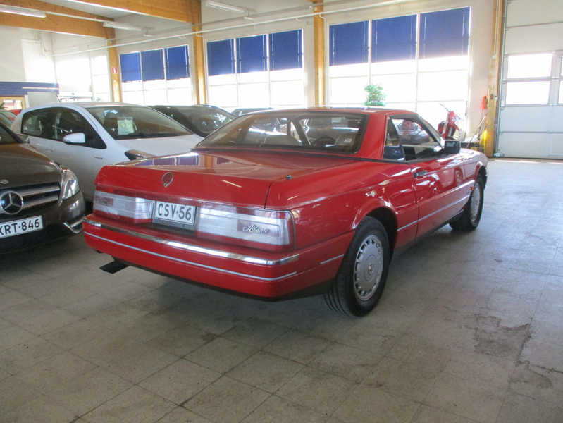 Cadillac Allante vaihtoauto