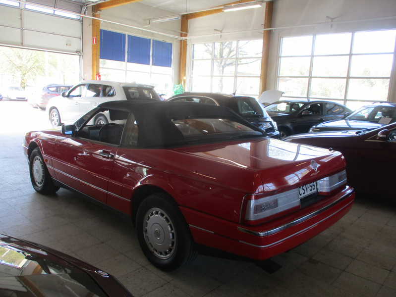 Cadillac Allante vaihtoauto