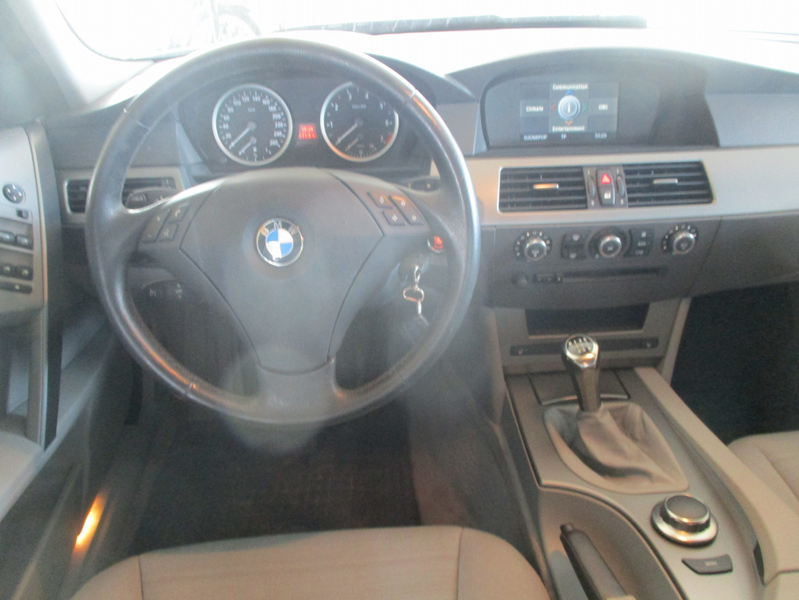 BMW 523 vaihtoauto