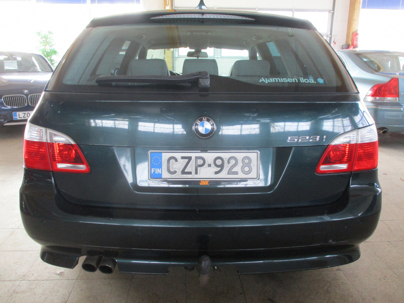 BMW 523 vaihtoauto
