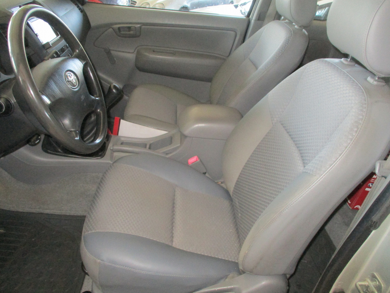 Toyota Hilux vaihtoauto