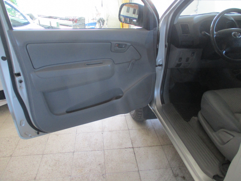 Toyota Hilux vaihtoauto