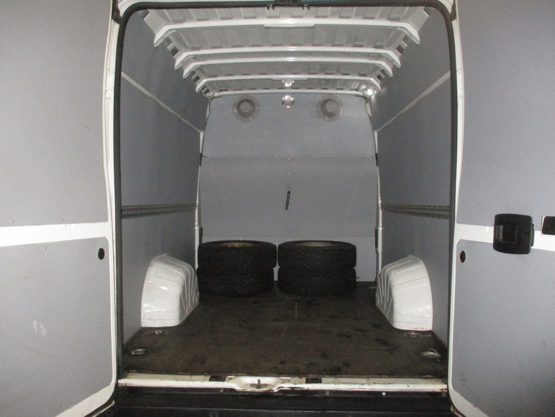 Peugeot Boxer vaihtoauto