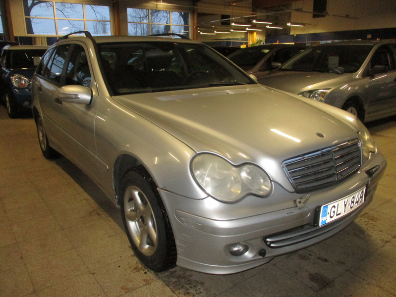 Mercedes-Benz C vaihtoauto