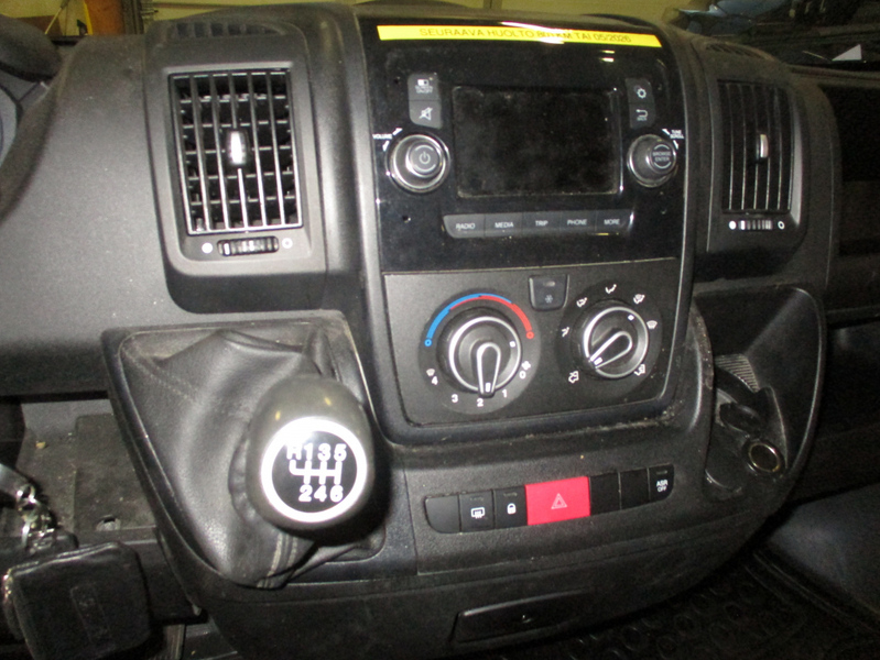 Peugeot Boxer vaihtoauto