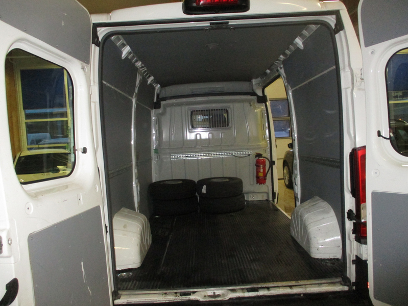 Peugeot Boxer vaihtoauto