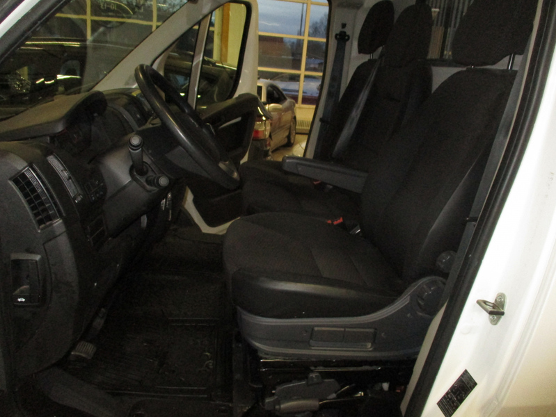 Peugeot Boxer vaihtoauto