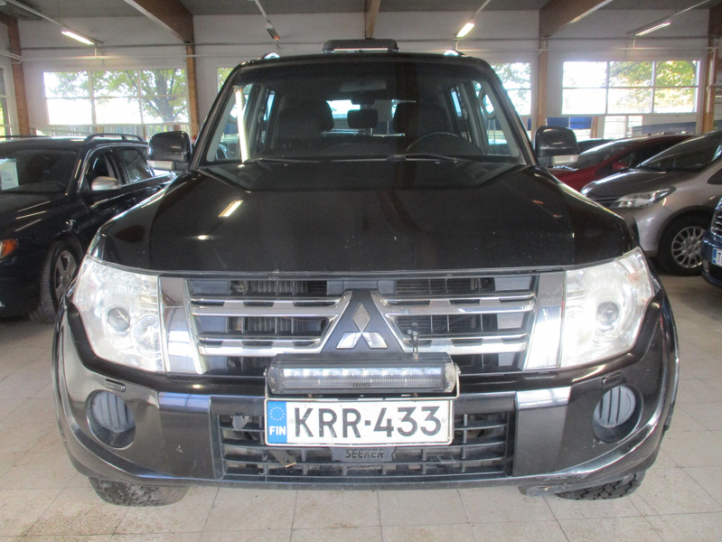 Mitsubishi Pajero vaihtoauto