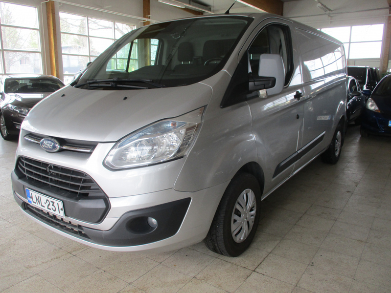 Ford Transit Custom vaihtoauto